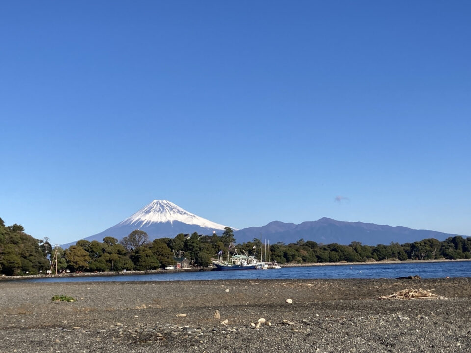 三島駅集合で伊豆ダイビングへ向かうイメージ