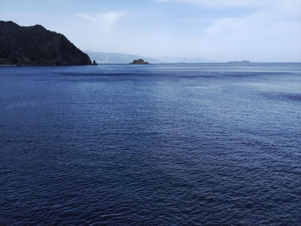 川奈から望む東伊豆の海と伊豆諸島方面の景色